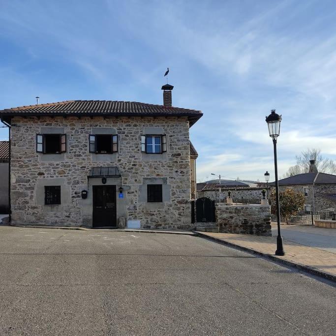Porquera de SantullanLa Casa De La Tina别墅 外观 照片